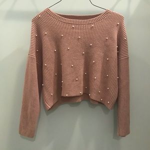 Light pink cropped top with white pearls